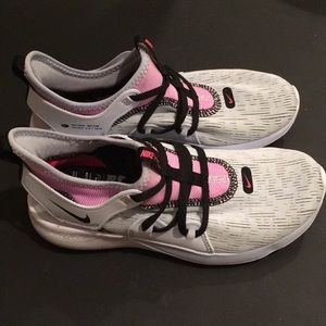 Nike running shoes sneakers flex size 7